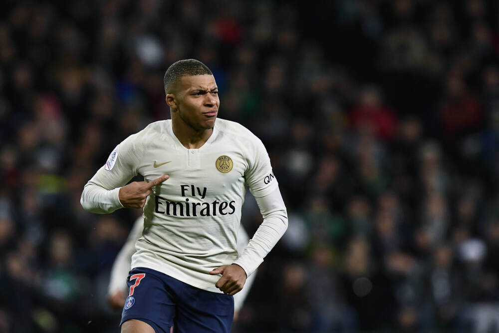 速腾聚创(02498)获得东风日产前装量产定点 订单规模接近百万台